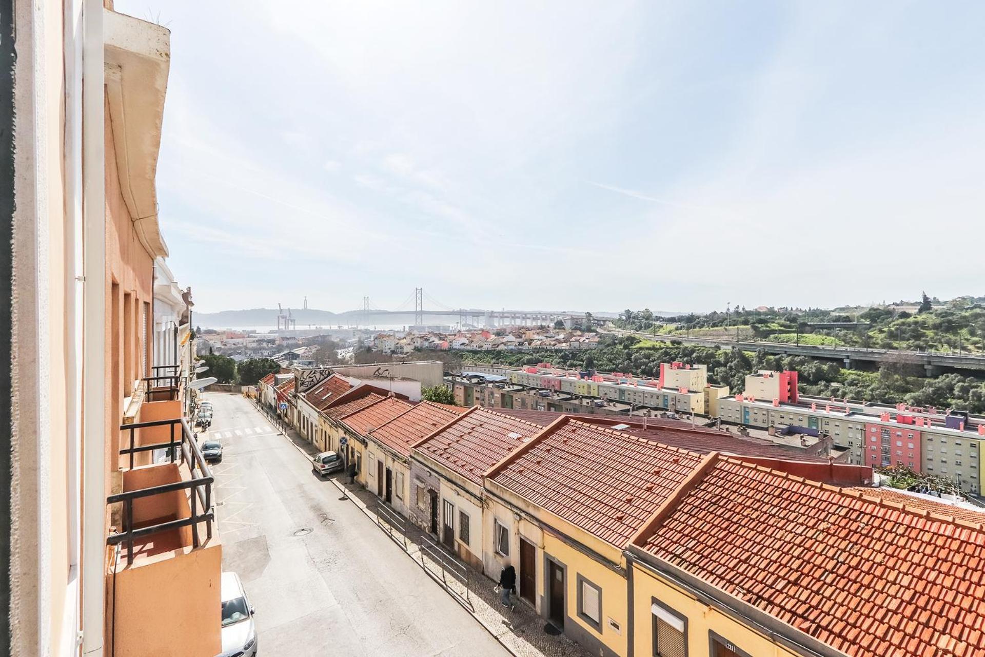 Vita Portucale ! Mp88 Building Lissabon Buitenkant foto