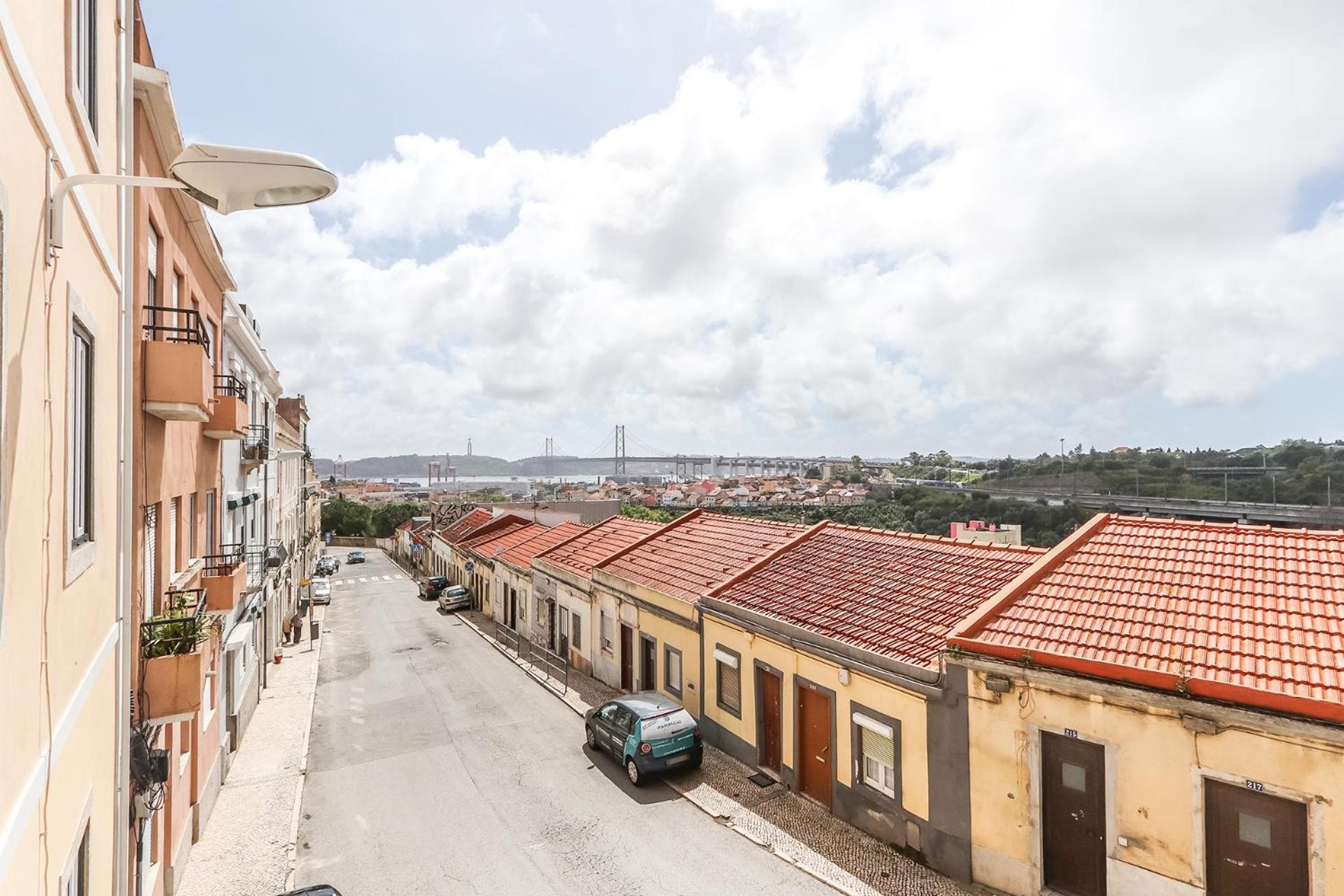 Vita Portucale ! Mp88 Building Lissabon Buitenkant foto